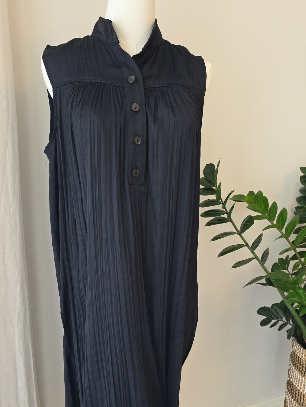 Anthropologie Black Sleeveless Pleated Maxi Dress/top